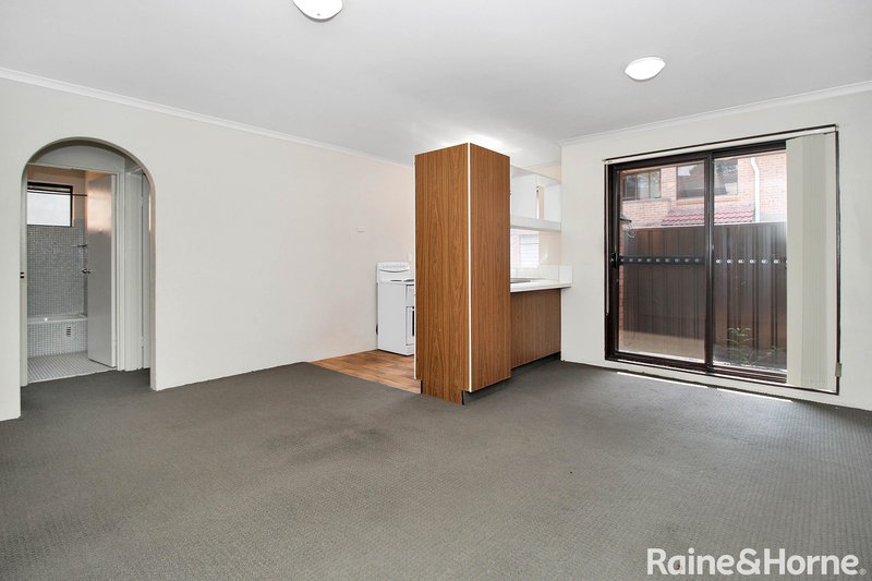 Photo - 3/13 Preston Street, Jamisontown NSW 2750 - Image 2