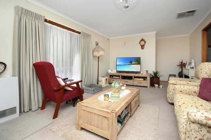 Photo - 3/13 Pynsent Street, Horsham VIC 3400 - Image 3