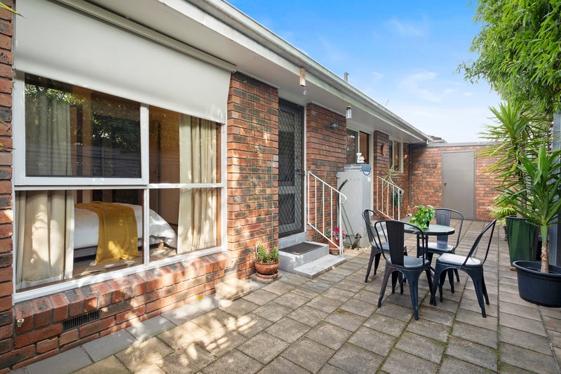 Photo - 3/13 Silver Street, Cheltenham VIC 3192 - Image 8