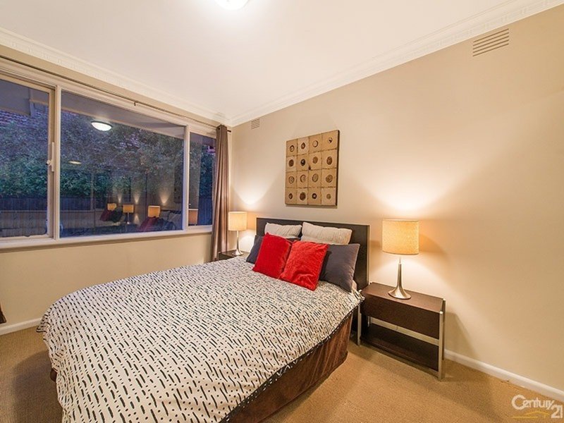 Photo - 3/13 Wattle Valley Road, Canterbury VIC 3126 - Image 7