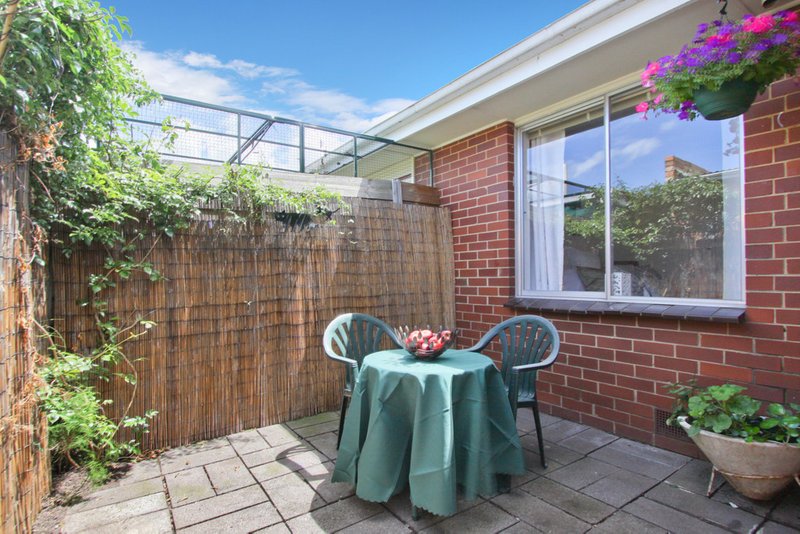 Photo - 3/130 East Boundary Road, Bentleigh East VIC 3165 - Image 8