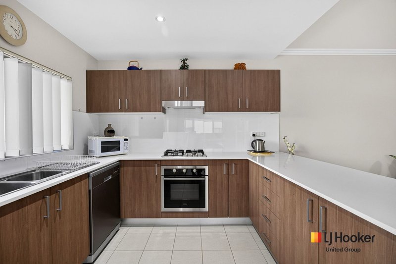 Photo - 31/31-35 Cumberland Road, Ingleburn NSW 2565 - Image 3