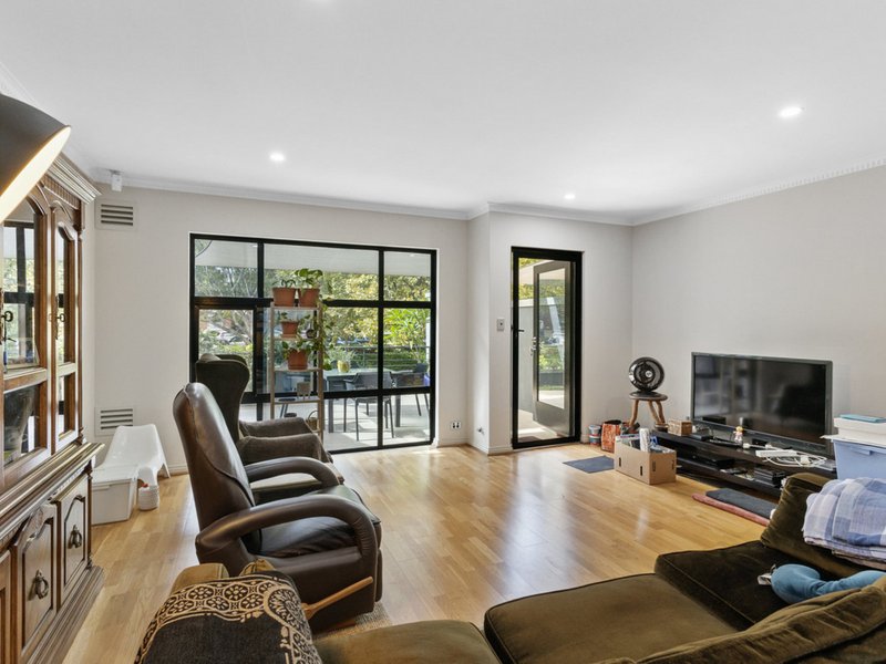 Photo - 3/132 Royal Street, East Perth WA 6004 - Image 6