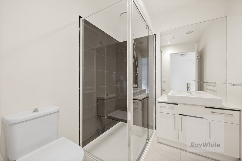 Photo - 3/134 Ernest Jones Drive, Macleod VIC 3085 - Image 6