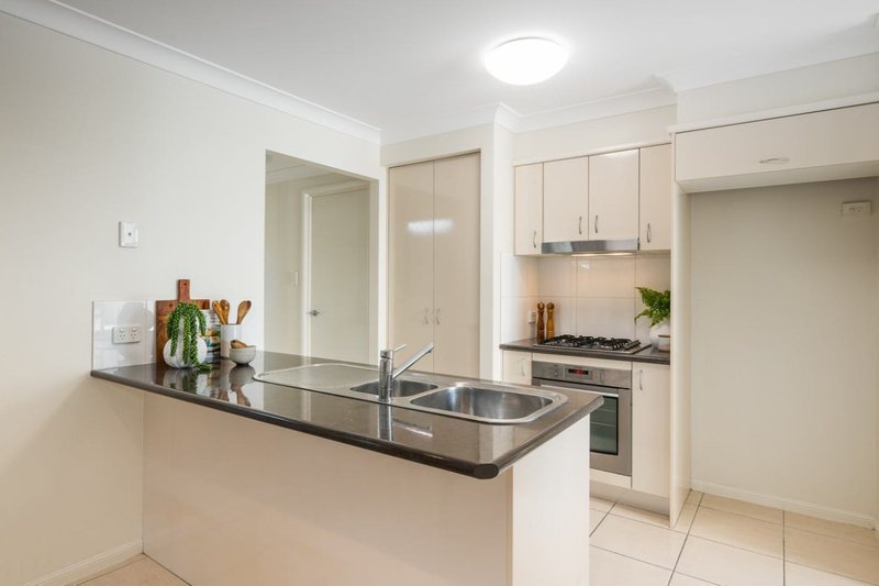 Photo - 3/135 Nellie Street, Nundah QLD 4012 - Image 2