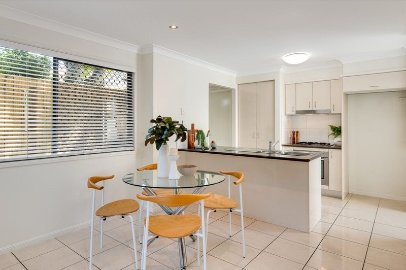 Photo - 3/135 Nellie Street, Nundah QLD 4012 - Image 3