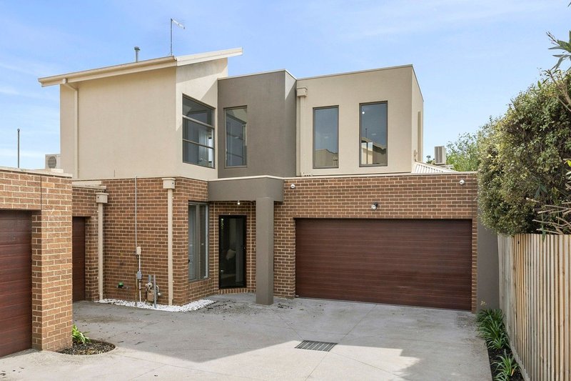 Photo - 3/1377 Heatherton Road, Dandenong North VIC 3175 - Image