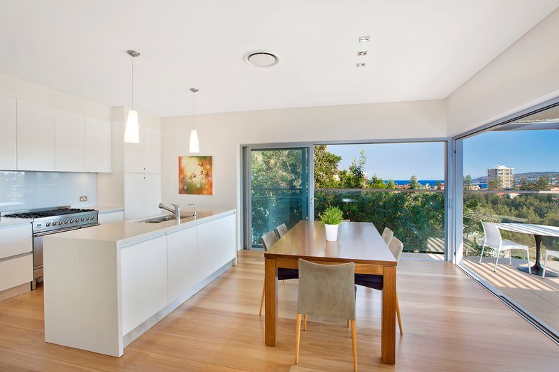 Photo - 3/138 Queenscliff Road, Queenscliff NSW 2096 - Image 4