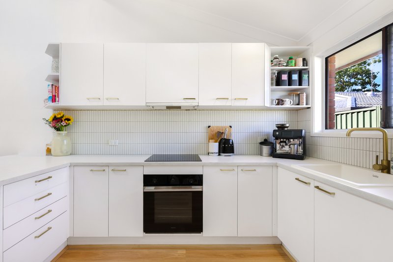 Photo - 3/139 Sunshine Boulevard, Mermaid Waters QLD 4218 - Image 6