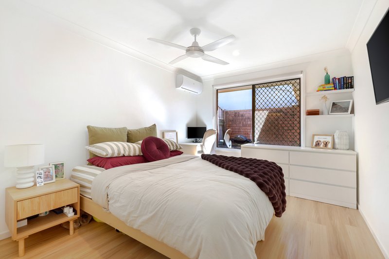 Photo - 3/139 Sunshine Boulevard, Mermaid Waters QLD 4218 - Image 8