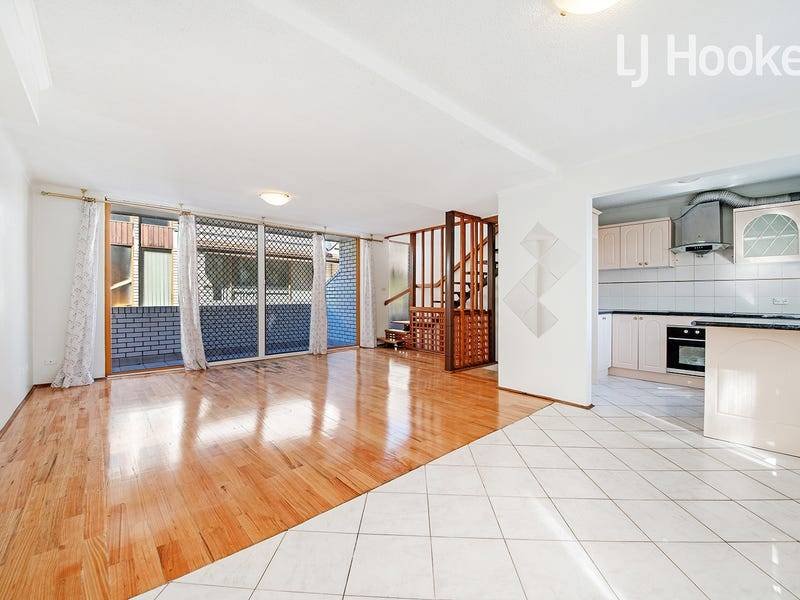 Photo - 3/14-16 York Street, Fairfield NSW 2165 - Image 3