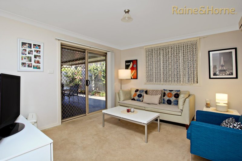 Photo - 3/14 Braddon Street, Oxley Park NSW 2760 - Image 2