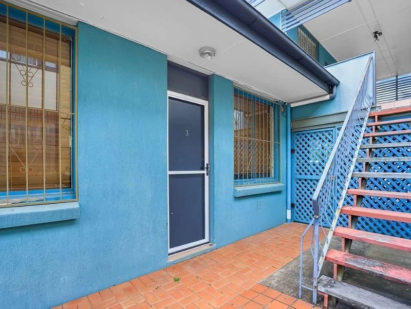 Photo - 3/14 Grove Street, Toowong QLD 4066 - Image 9