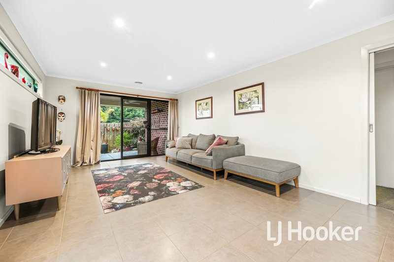 Photo - 3/14 Hair Court, Beaconsfield VIC 3807 - Image 6