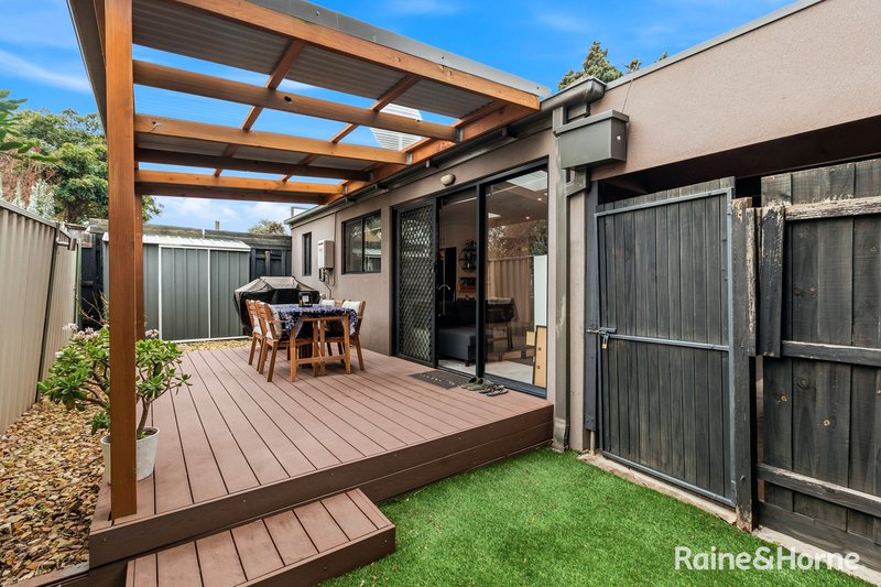 Photo - 3/14 Indwe Street, West Footscray VIC 3012 - Image 6