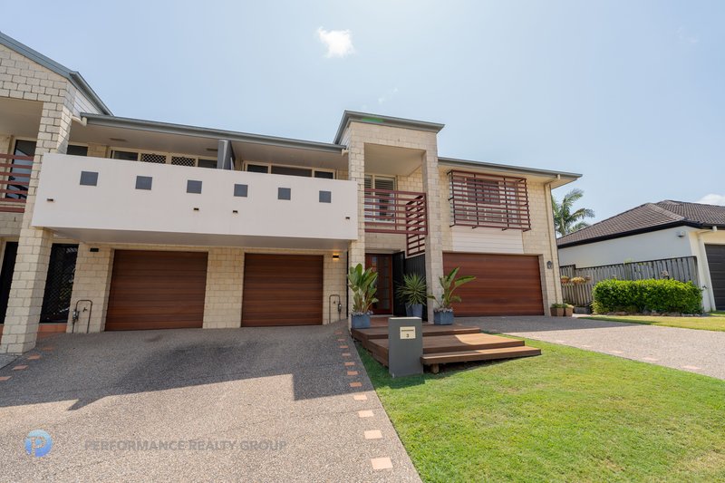 Photo - 3/14 Lantau Crescent, Varsity Lakes QLD 4227 - Image 3