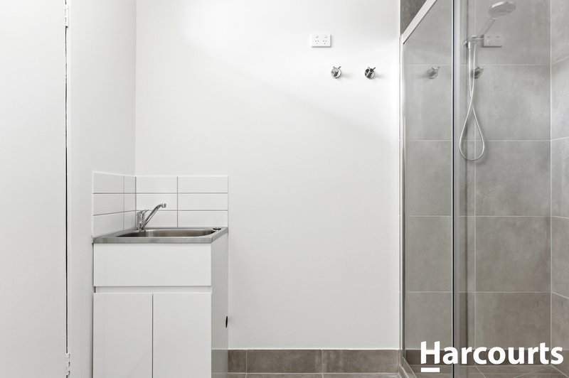 Photo - 3/14 Manly Street, Werribee VIC 3030 - Image 9