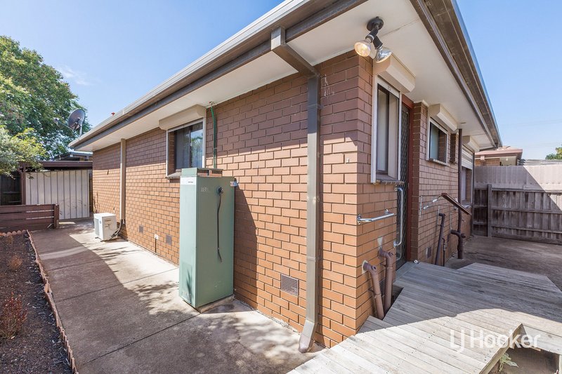 Photo - 3/14 Minogue Crescent, Hoppers Crossing VIC 3029 - Image 10