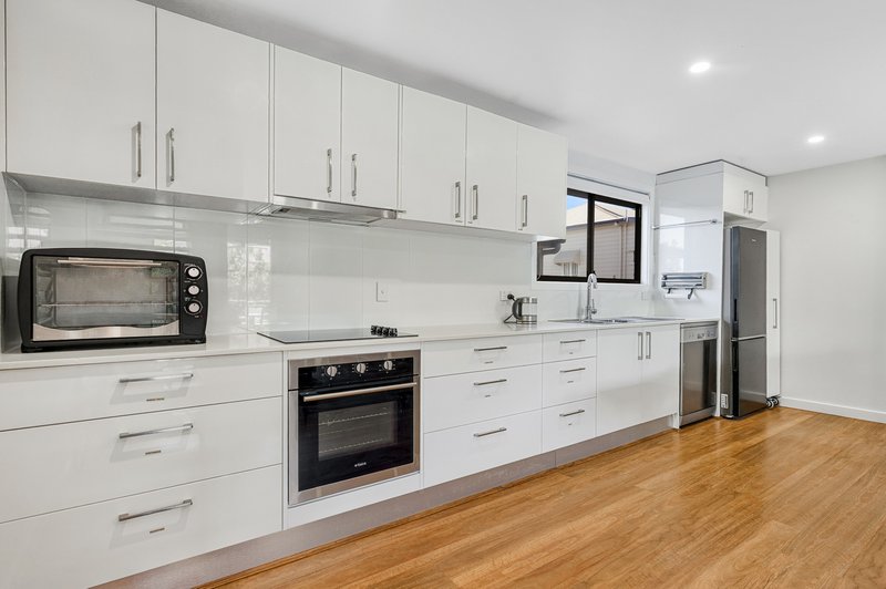 Photo - 3/14 Norman Street, Wooloowin QLD 4030 - Image 2