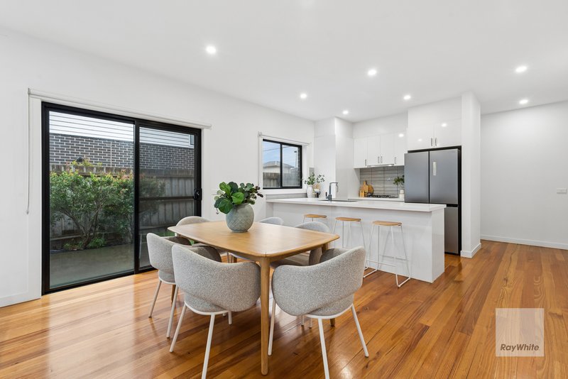 Photo - 3/14 Packard Street, Keilor Downs VIC 3038 - Image 2