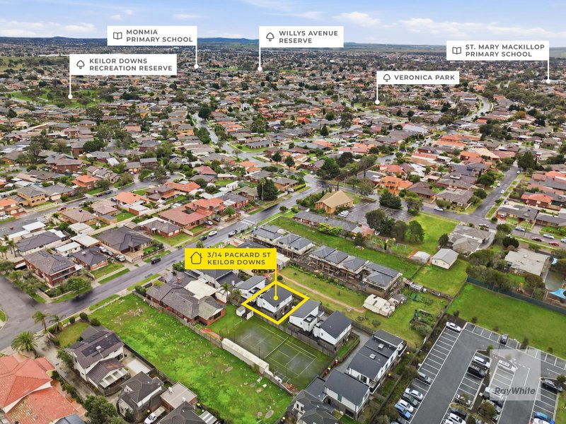 Photo - 3/14 Packard Street, Keilor Downs VIC 3038 - Image 11