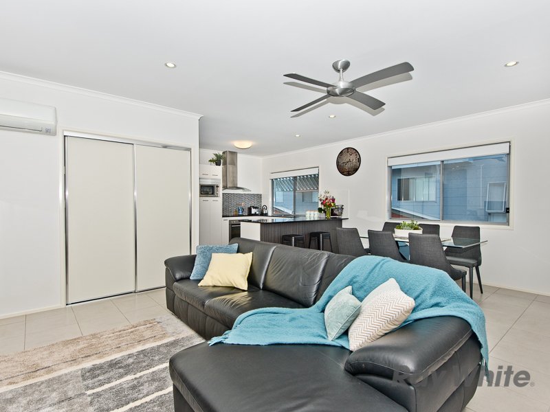 Photo - 31/4 Reserve Court, Murrumba Downs QLD 4503 - Image 5