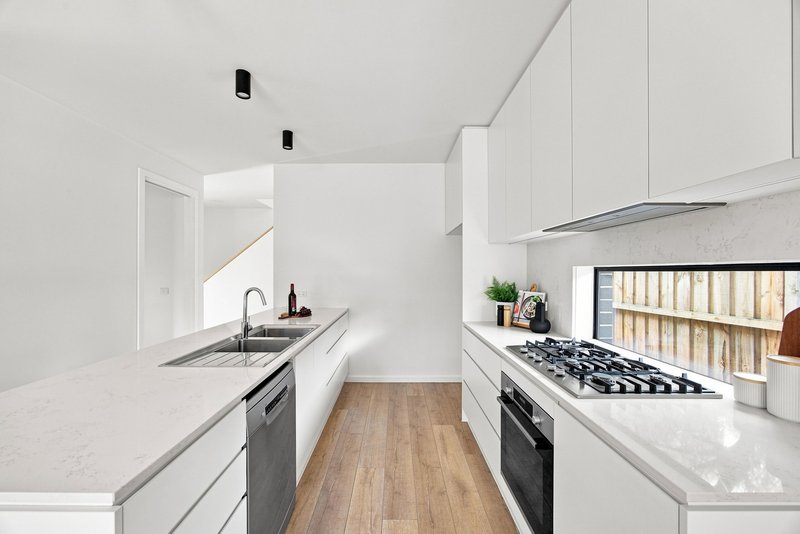Photo - 3/14 Sydney Street, Macleod VIC 3085 - Image 6