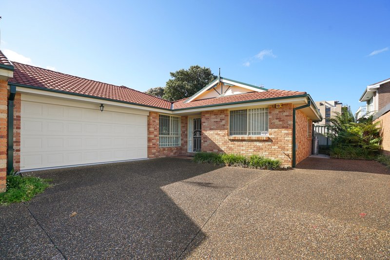 Photo - 3/14 Yamba Street, The Entrance NSW 2261 - Image 2