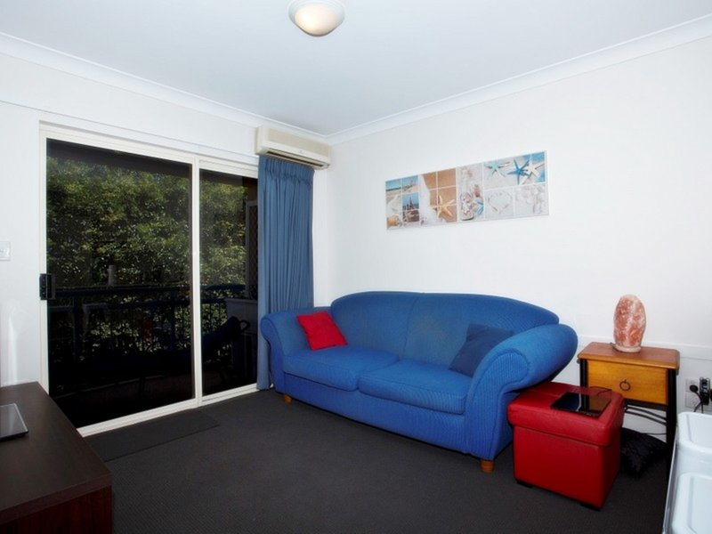 Photo - 31/40-46 Burra Street, Surfers Paradise QLD 4217 - Image 4