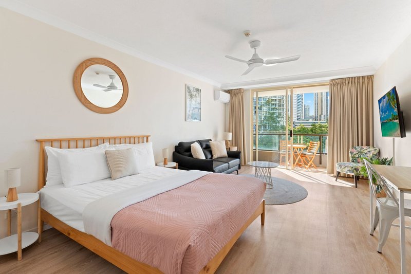 Photo - 314/1-8 Paradise Island, Surfers Paradise QLD 4217 - Image 9