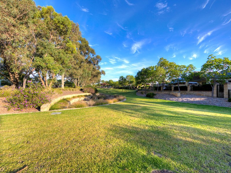 Photo - 3/141 Bushmead Road, Hazelmere WA 6055 - Image 7