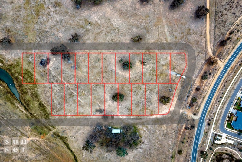 Photo - 3/141 Googong Road, Googong NSW 2620 - Image 3
