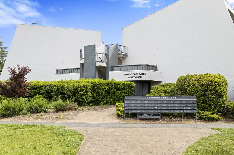 Photo - 314/10 Currie Crescent, Griffith ACT 2603 - Image 2