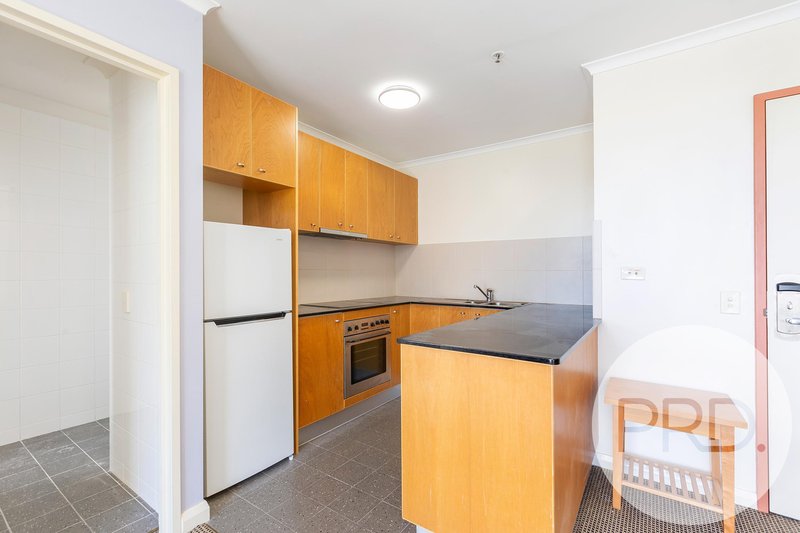 Photo - 314/2 Akuna Street, City ACT 2601 - Image 3