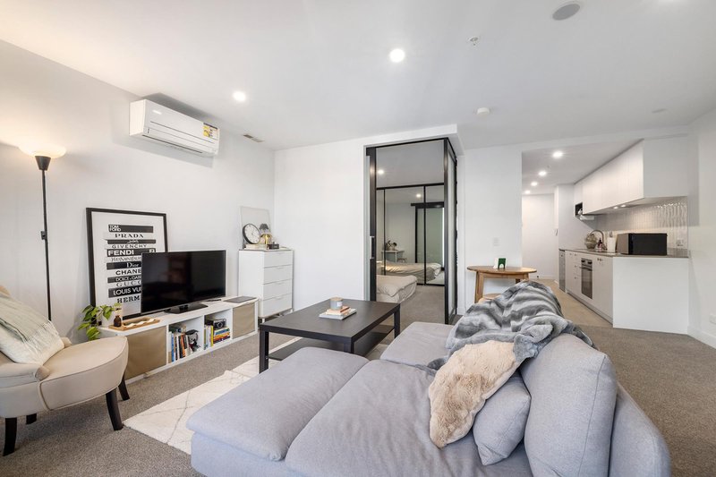 Photo - 314/2 Furzer Street, Phillip ACT 2606 - Image 6