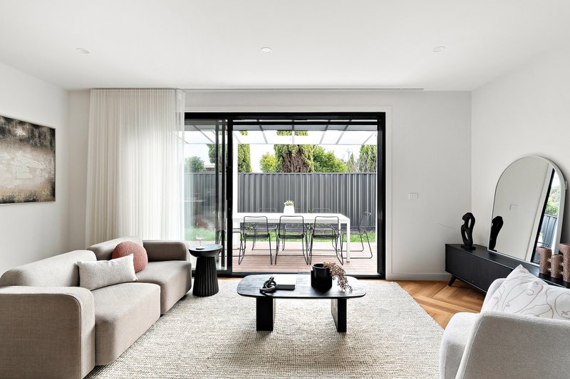 Photo - 3/142 Lorne Street, Fawkner VIC 3060 - Image 2