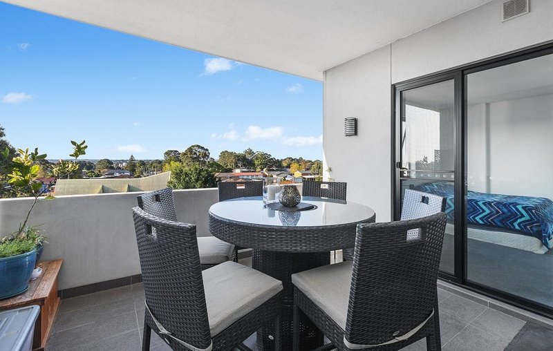 Photo - 314/2B Pendle Way, Pendle Hill NSW 2145 - Image 8