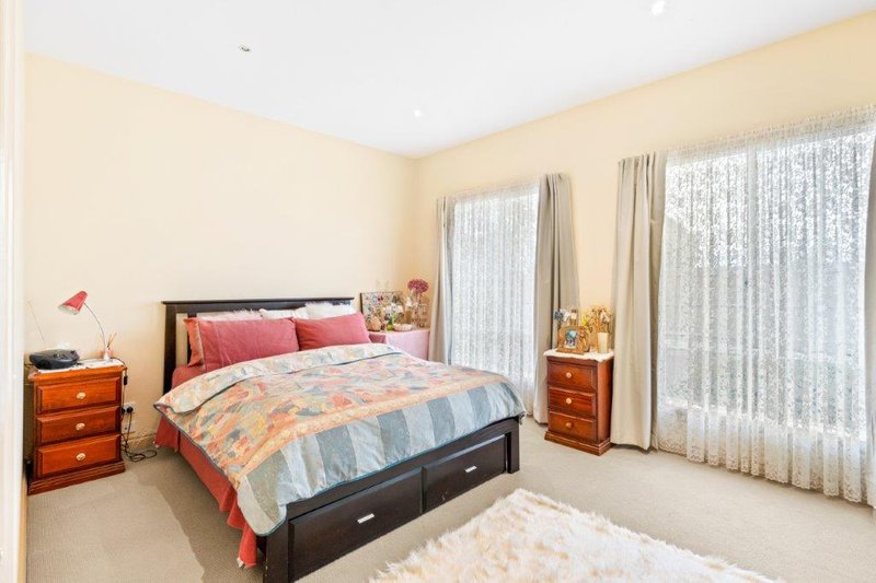Photo - 3/148 Station Road, Melton VIC 3337 - Image 7