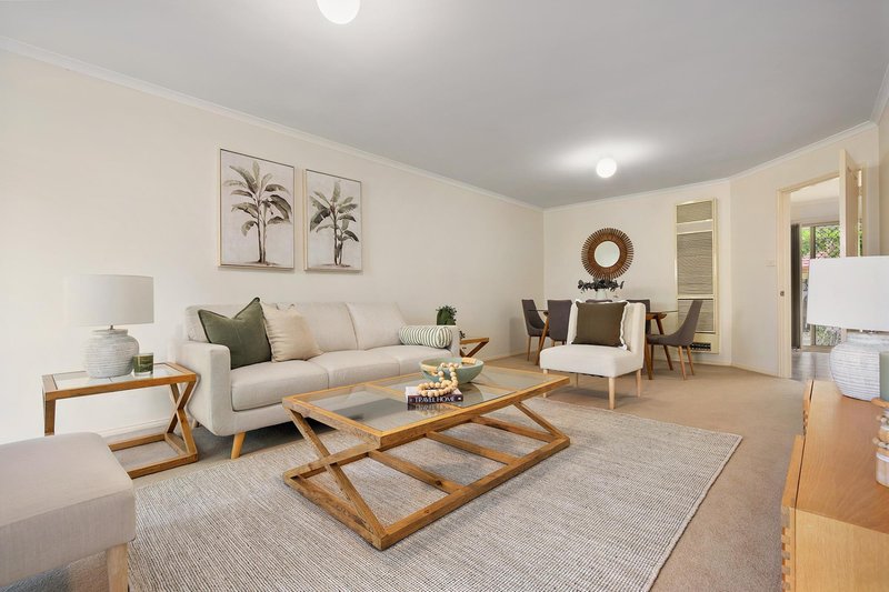 Photo - 3/15-19 Aspinall Street, Watson ACT 2602 - Image 2