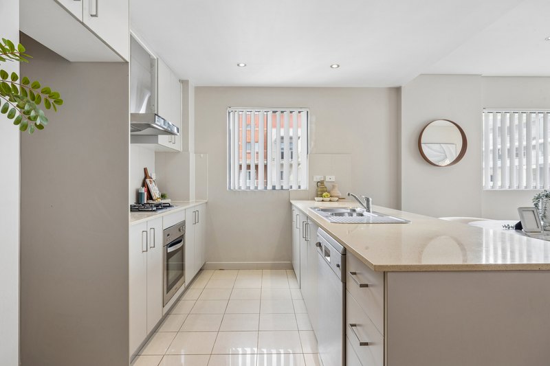 Photo - 31/5-7 Northumberland Street, Liverpool NSW 2170 - Image 7