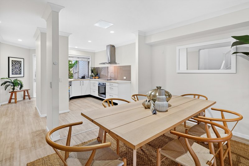 Photo - 31/5 Bronberg Court, Southport QLD 4215 - Image 6
