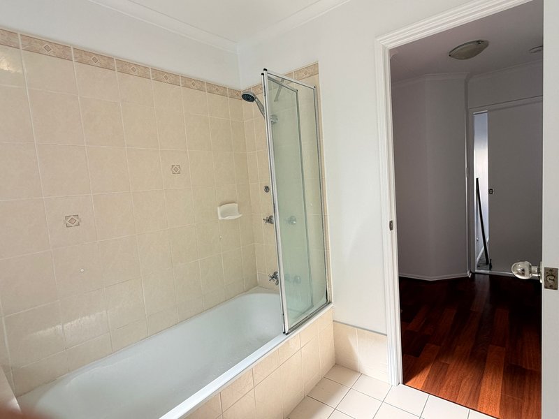 Photo - 3/15 Carr Street, Bulimba QLD 4171 - Image 10