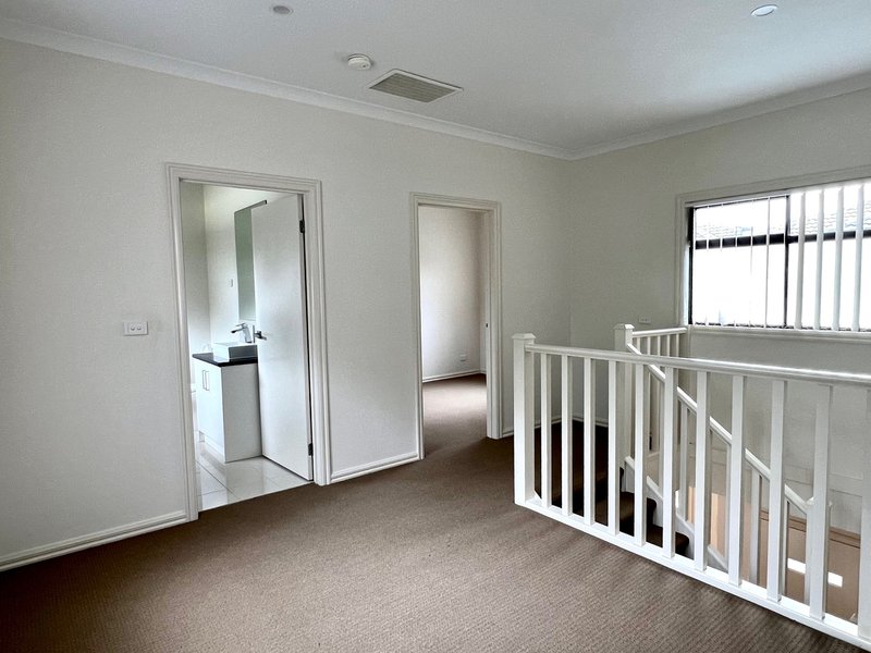 Photo - 3/15 Carroll Avenue, Dandenong VIC 3175 - Image 7