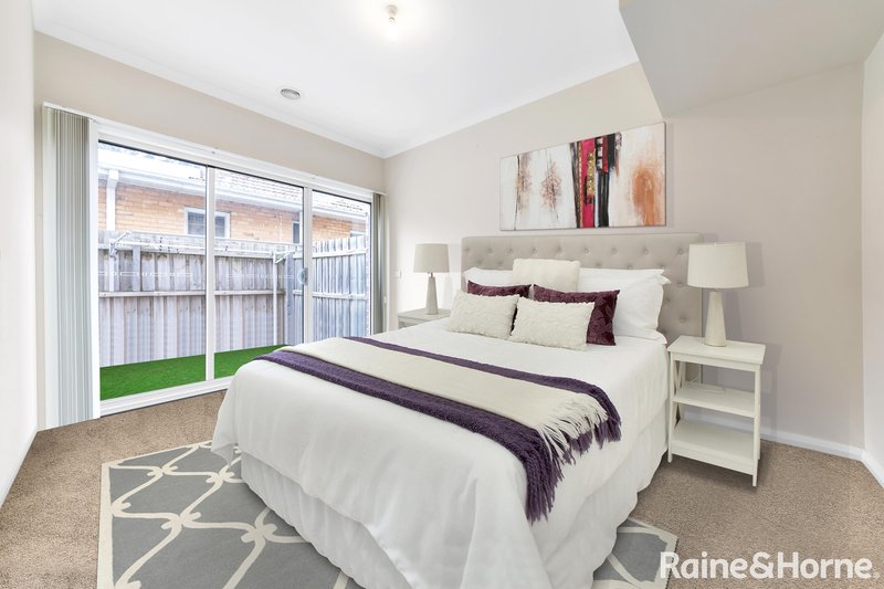 Photo - 3/15 Clement Street, Dandenong VIC 3175 - Image 6