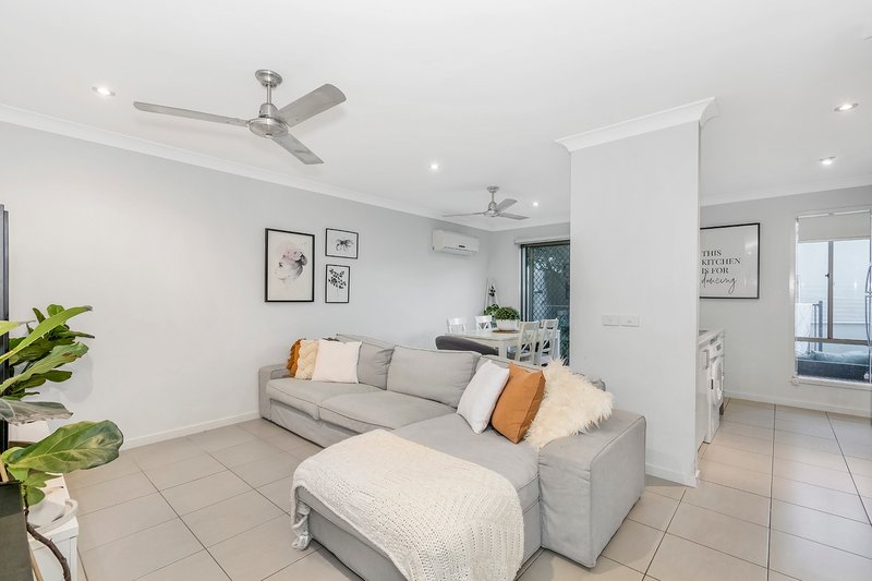 Photo - 3/15 Collingrove Circuit, Pimpama QLD 4209 - Image 5