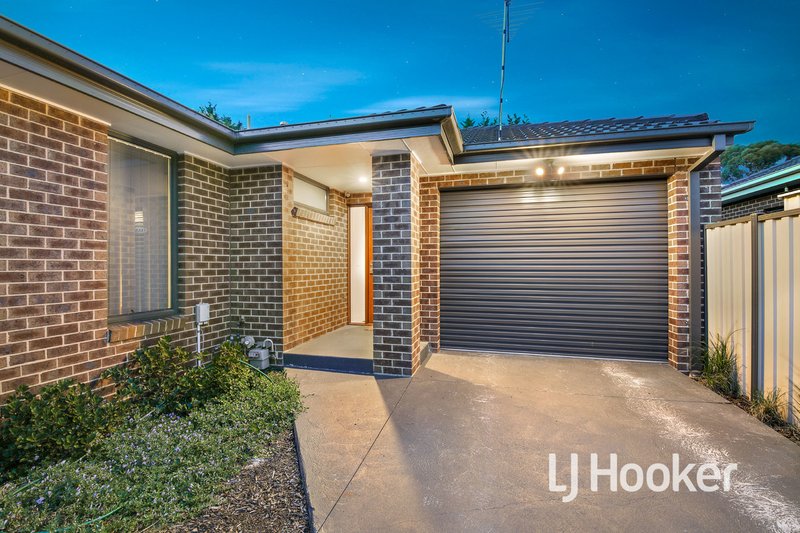 3/15 Dearing Avenue, Cranbourne VIC 3977