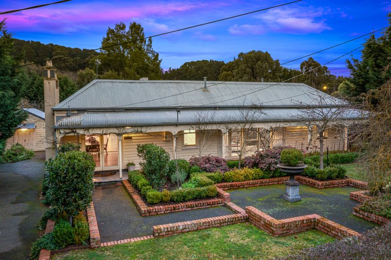 Photo - 315 Finch Street, Ballarat East VIC 3350 - Image 1