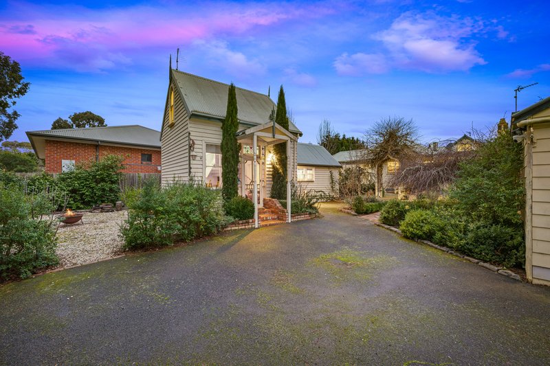 Photo - 315 Finch Street, Ballarat East VIC 3350 - Image 17
