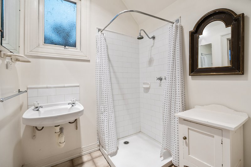 Photo - 315 Finch Street, Ballarat East VIC 3350 - Image 22