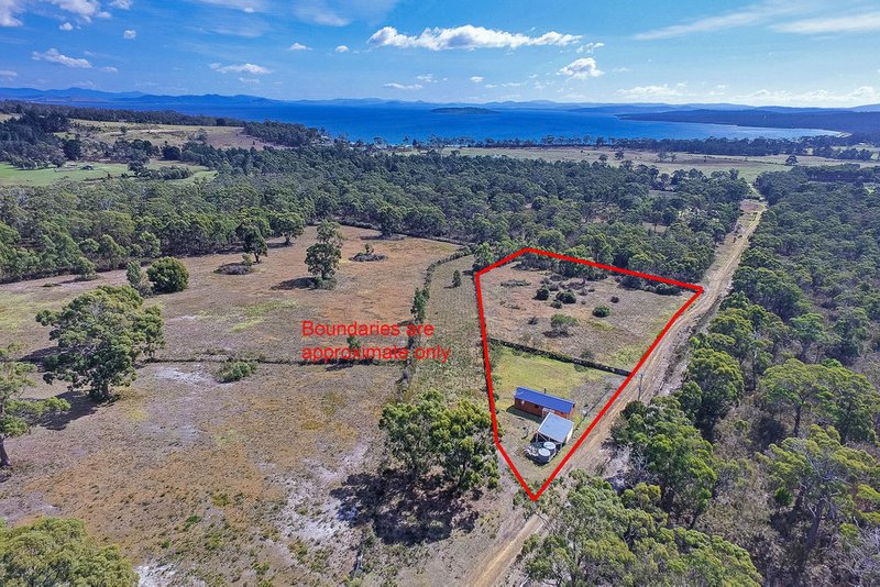 Photo - 315 Gwandalan Road, Sloping Main TAS 7186 - Image 2